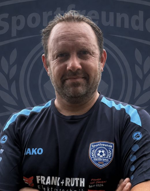 Johann, Nr. 4, im Trikot der Sportfreunde Heilbronn