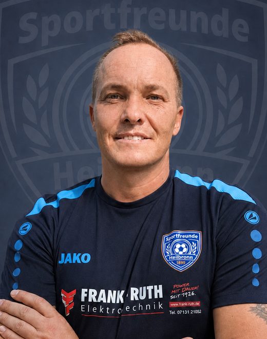 Nikolaj, Nr. 21, im Trikot der Sportfreunde Heilbronn