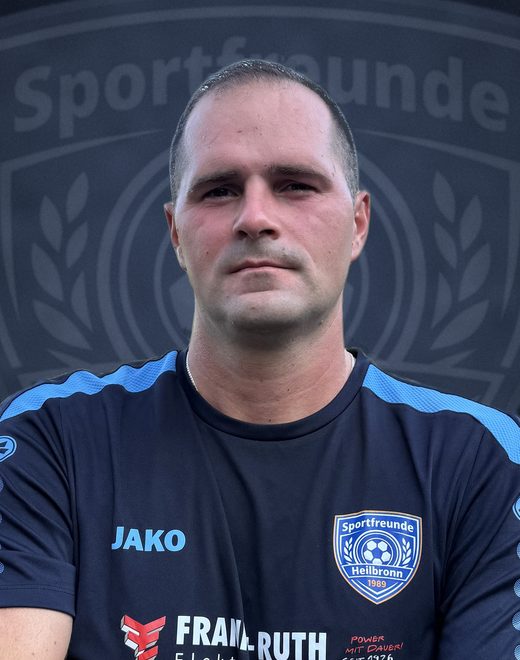 Roman, Nr. 27, im Trikot der Sportfreunde Heilbronn