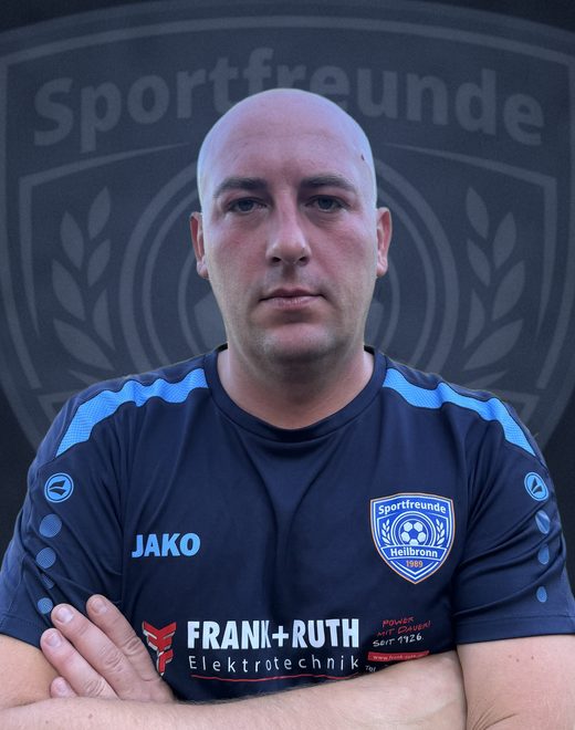 Wanja, Nr. 10, im Trikot der Sportfreunde Heilbronn